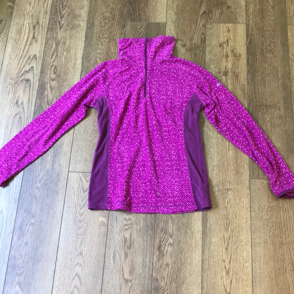 A Columbia front zip up jacket